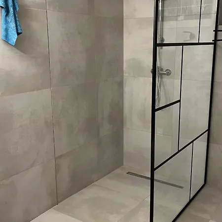 Loftwohnung Mit Garten Apartament